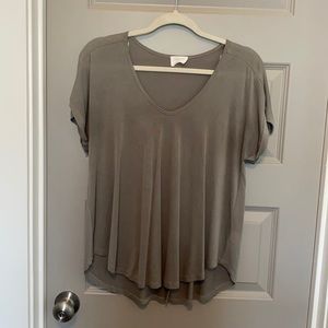 Sienna Sky flowy tee